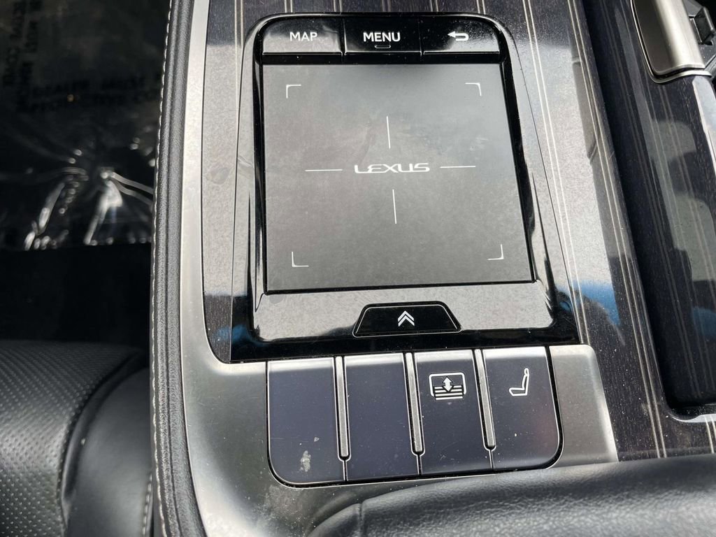 Used 2020 Lexus LS 500 w/ Accessory Package (Z2) image 43