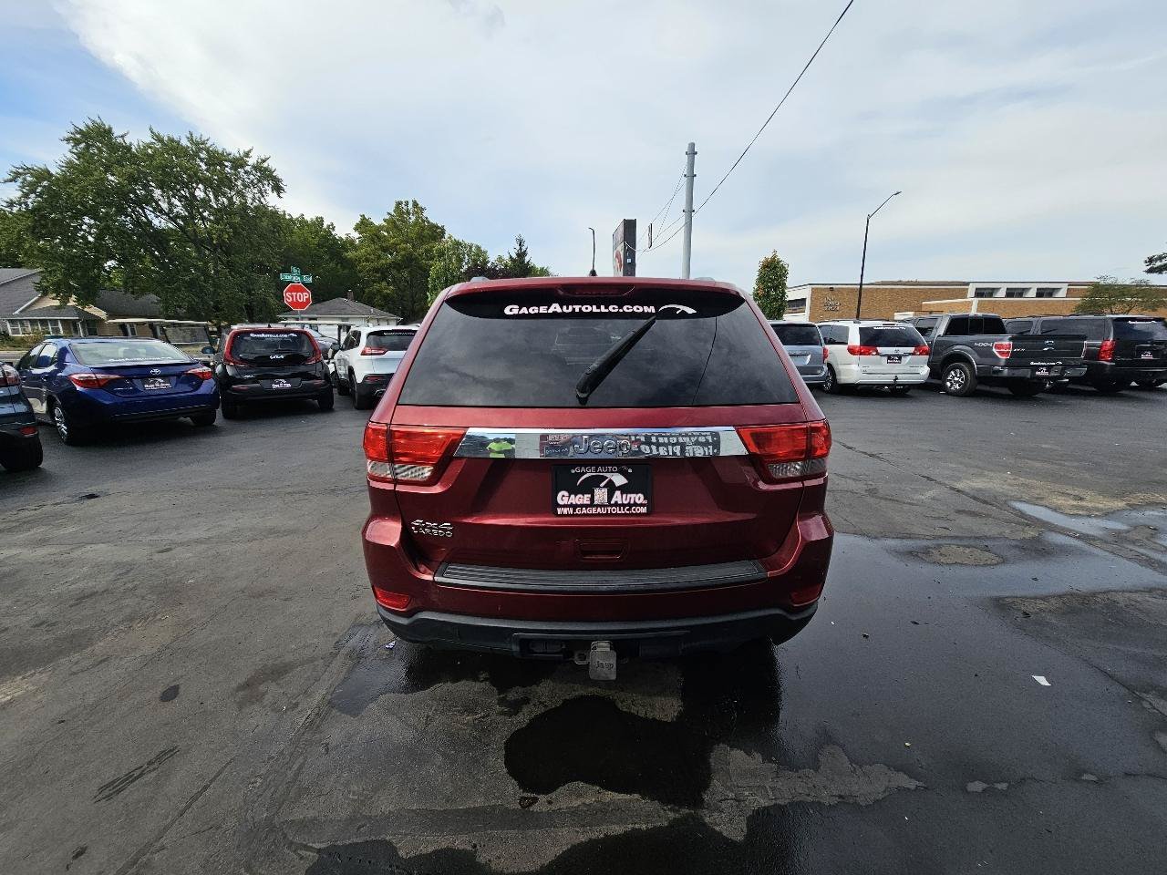 Used 2012 Jeep Grand Cherokee Laredo w/ Laredo E Group AWD/4WD image 9