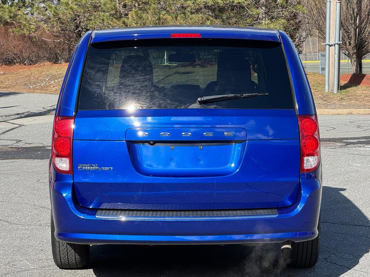 Used 2019 Dodge Grand Caravan SE image 5