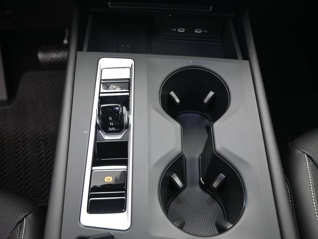 New 2026 Volkswagen Atlas SE FWD image 13