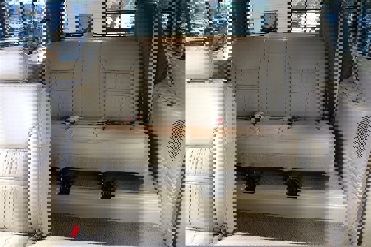 Used 2001 Ford Excursion Limited image 19