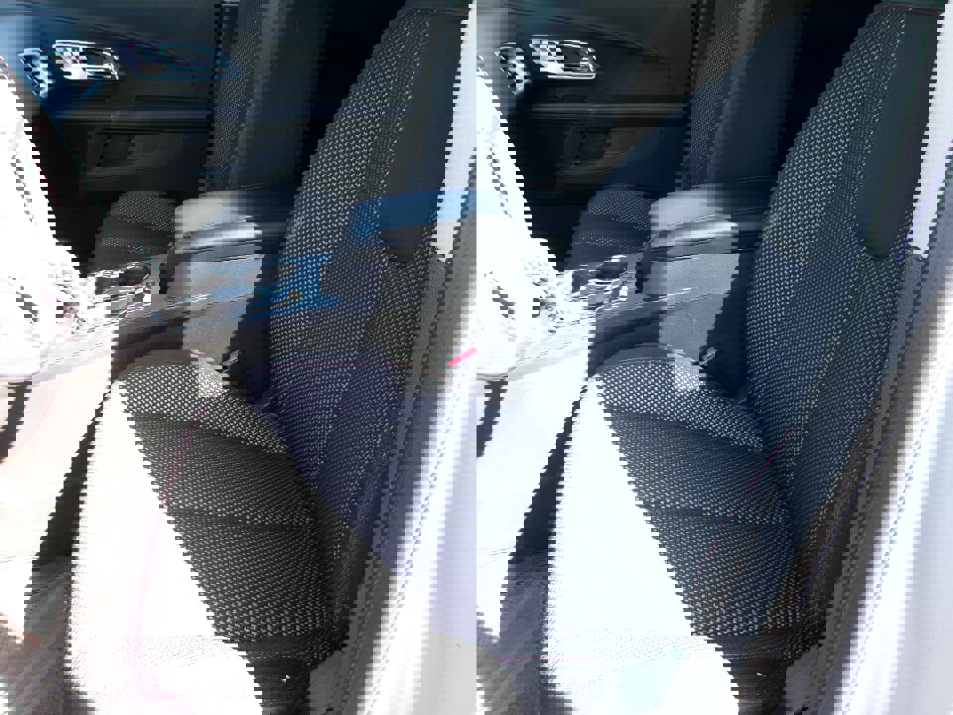 Used 2014 Chevrolet Equinox LT w/ Driver Convenience Package image 8