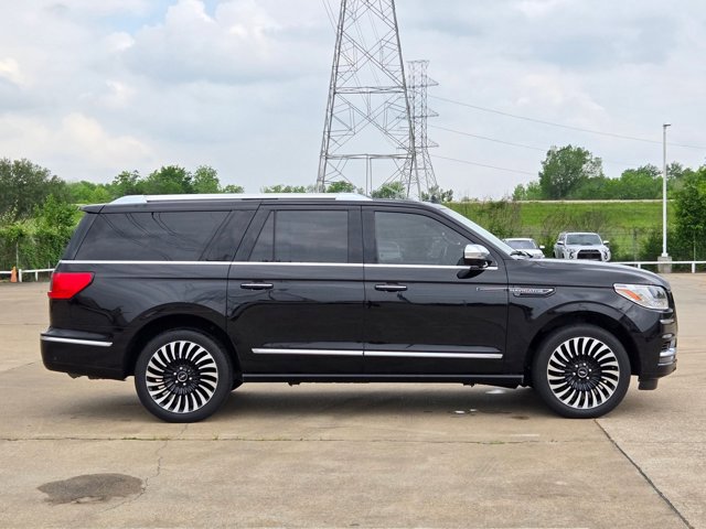 Used 2021 Lincoln Navigator L Black Label AWD/4WD image 4