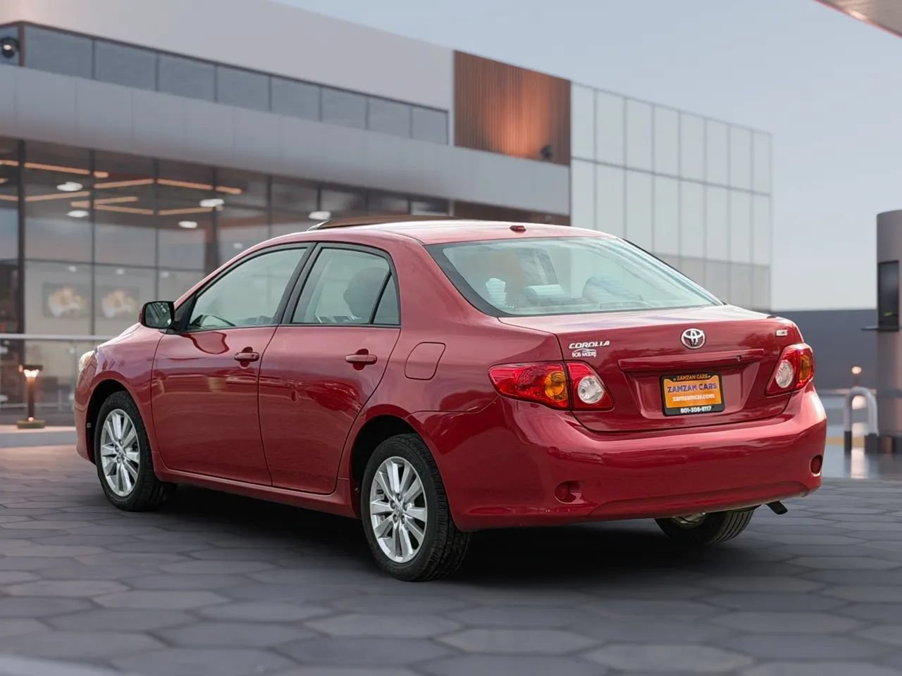 Used 2010 Toyota Corolla XLE w/ XLE EVP Pkg #2 FWD image 5