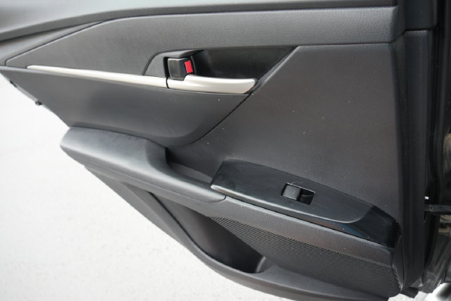 Used 2025 Toyota Camry SE FWD image 20