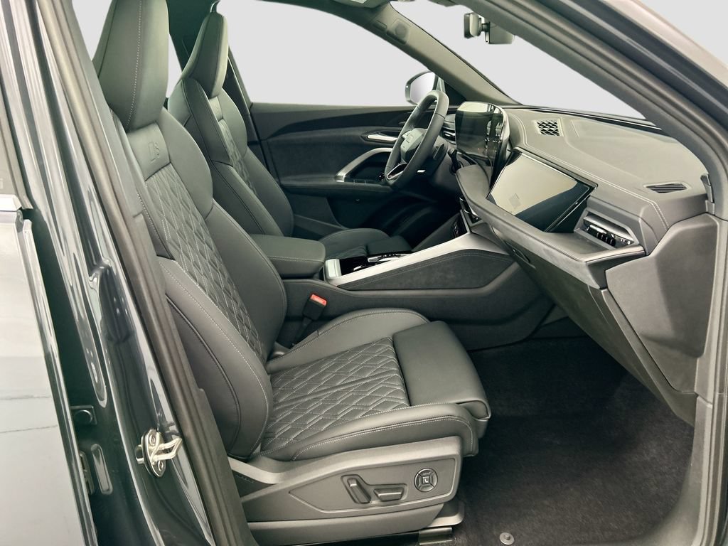 New 2026 Audi SQ5 Premium Plus AWD/4WD image 19