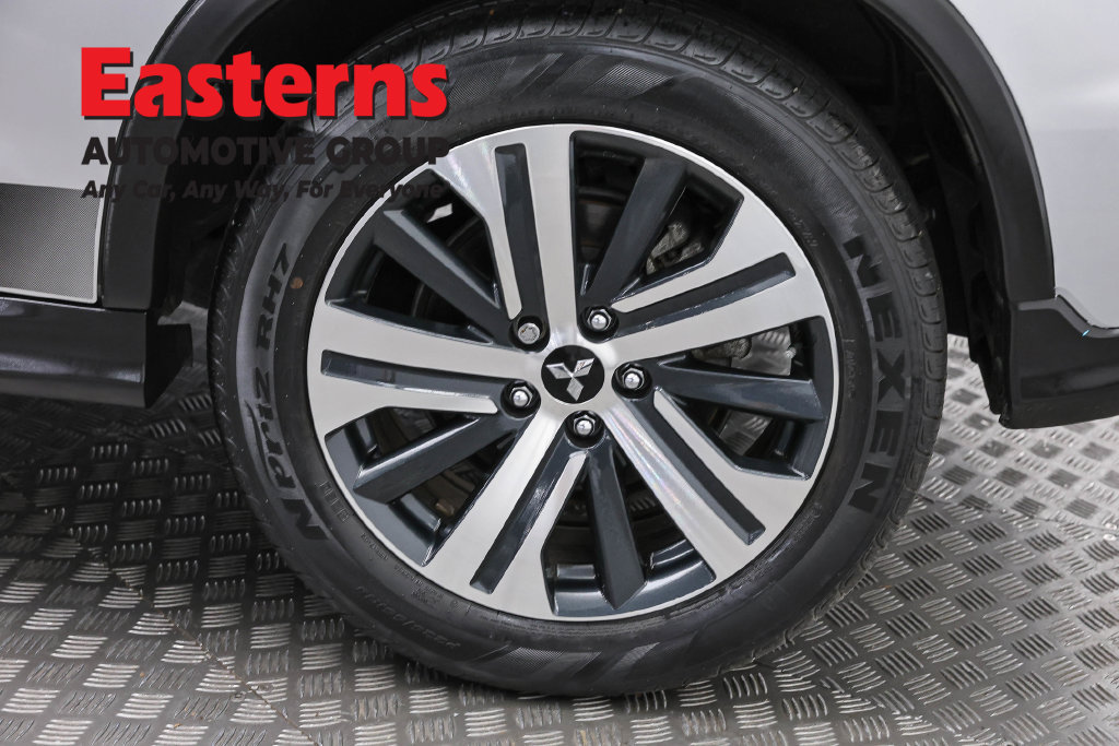 Used 2021 Mitsubishi Outlander Sport ES FWD image 33