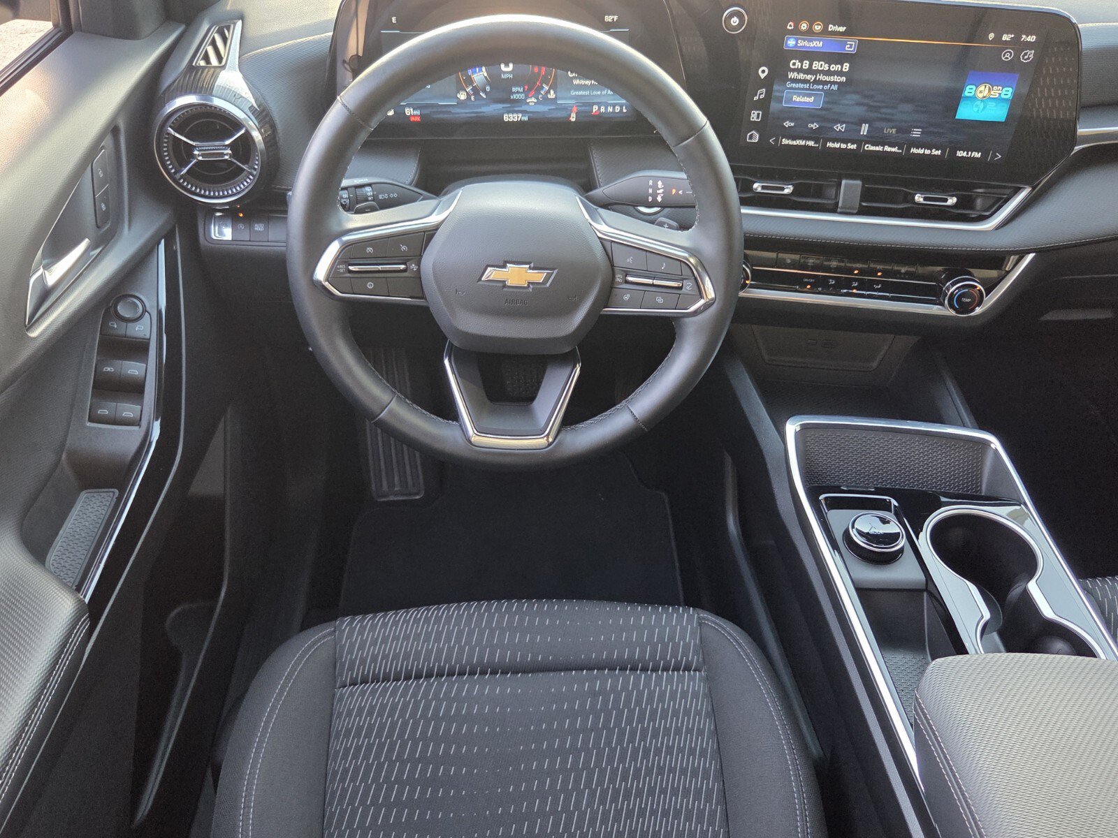 Used 2026 Chevrolet Equinox LT FWD image 14