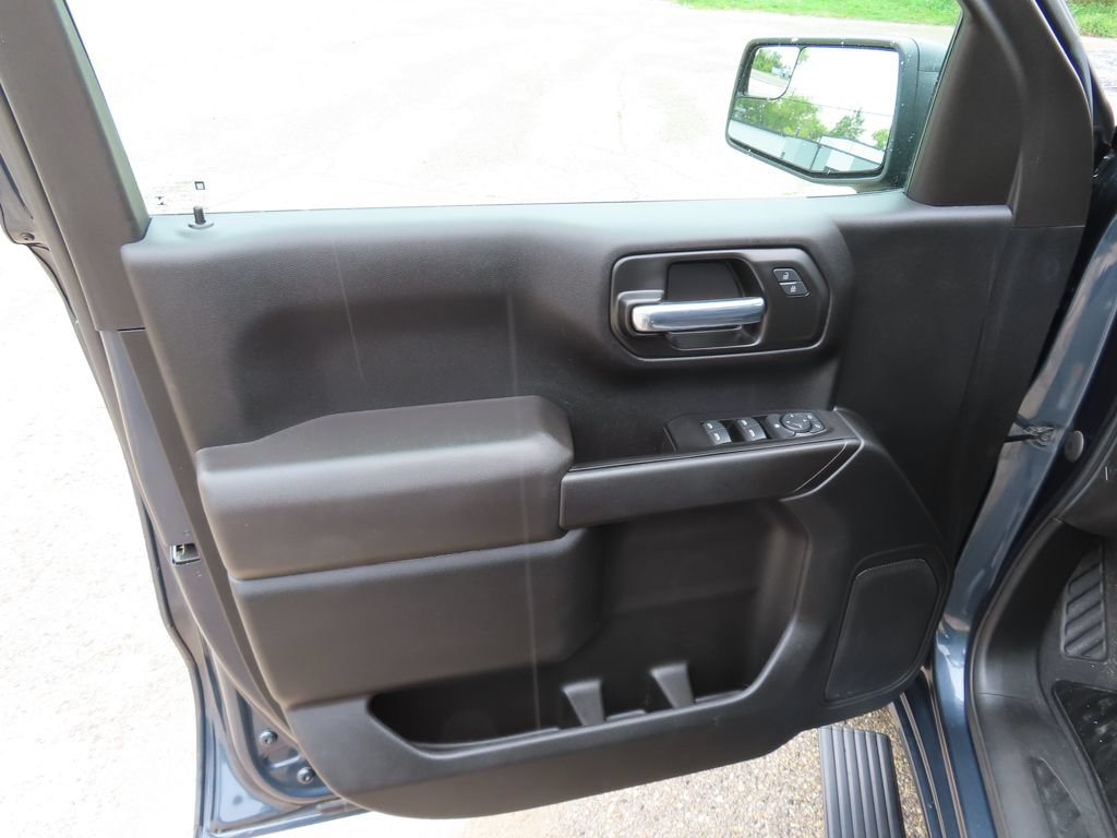 Certified 2022 Chevrolet Silverado 1500 Custom AWD/4WD image 21