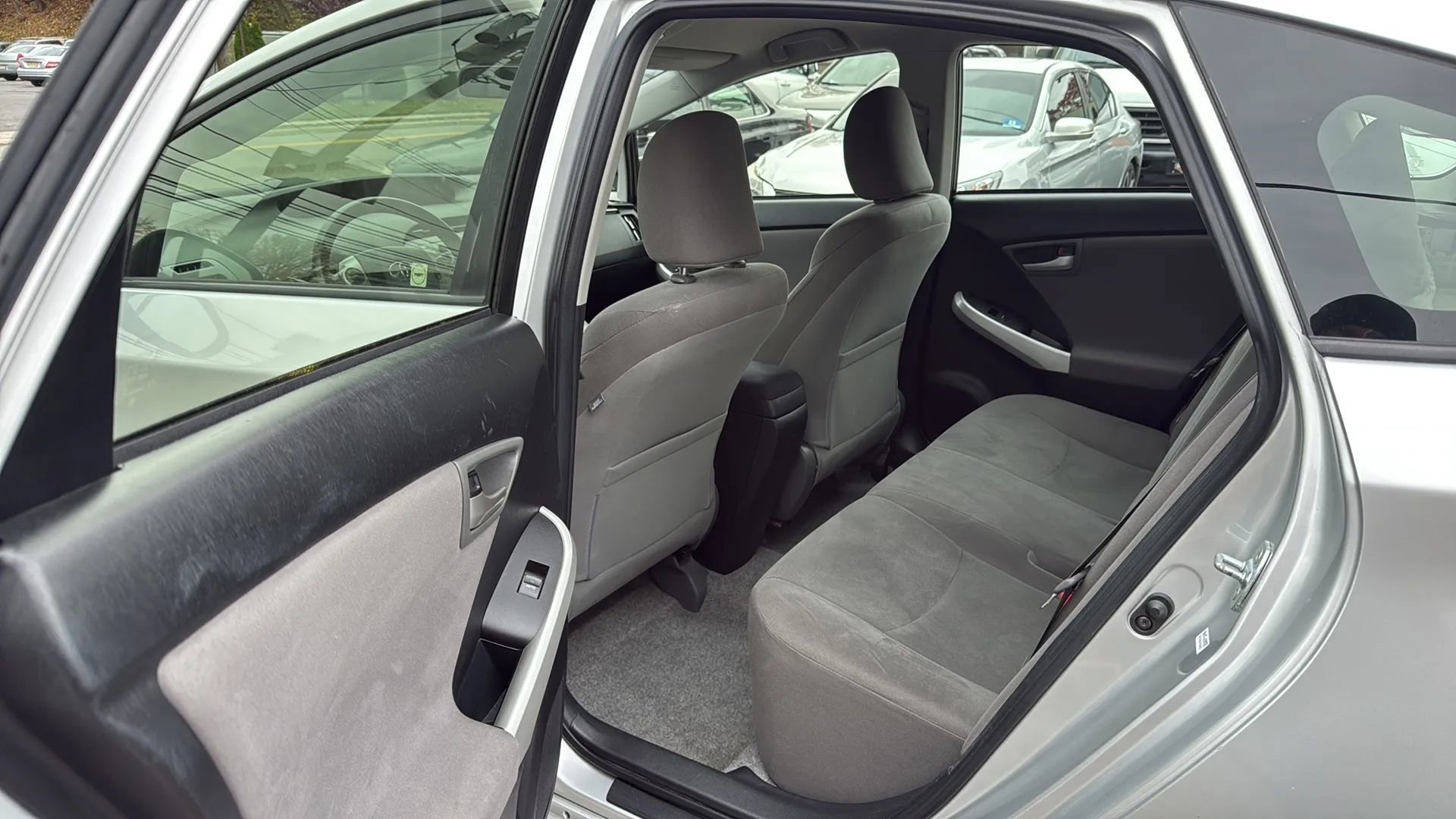 Used 2013 Toyota Prius Two image 27