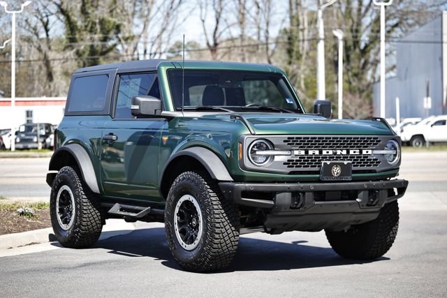 Used 2023 Ford Bronco Badlands image 17