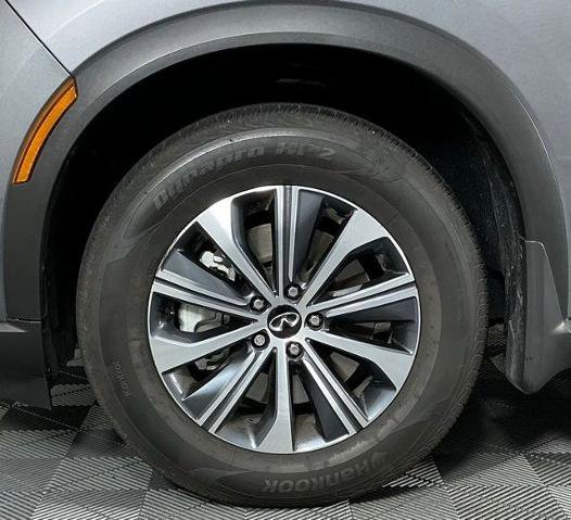 Certified 2026 INFINITI QX60 Pure w/ Cargo Package FWD image 10