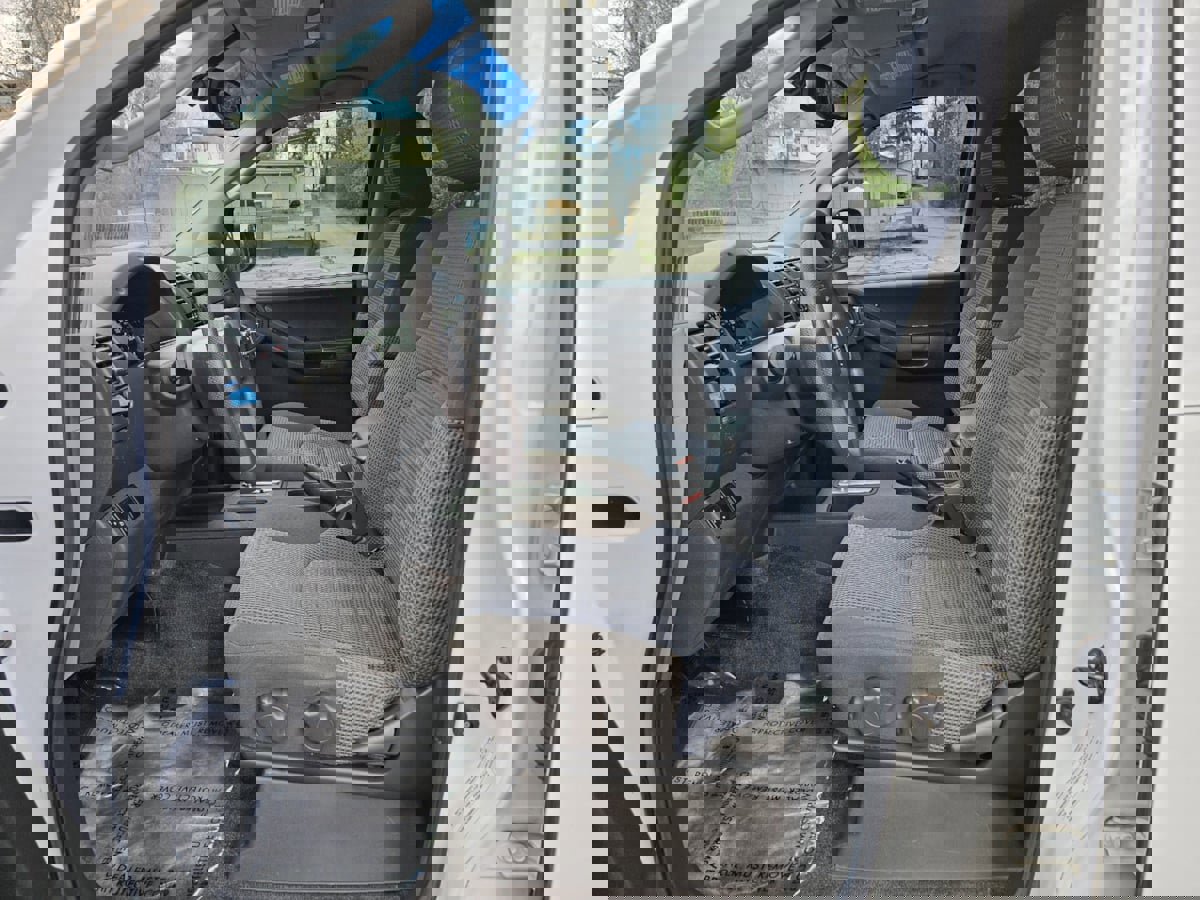 Used 2005 Nissan Xterra Off-Road image 9