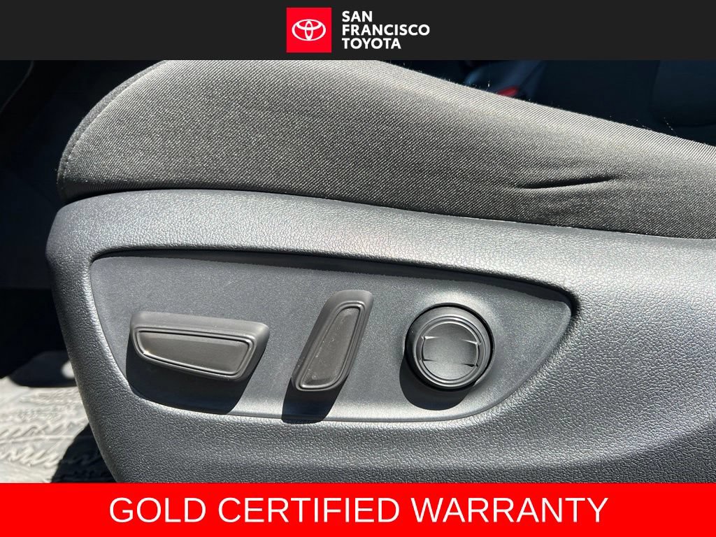 Certified 2025 Toyota RAV4 LE AWD/4WD image 13