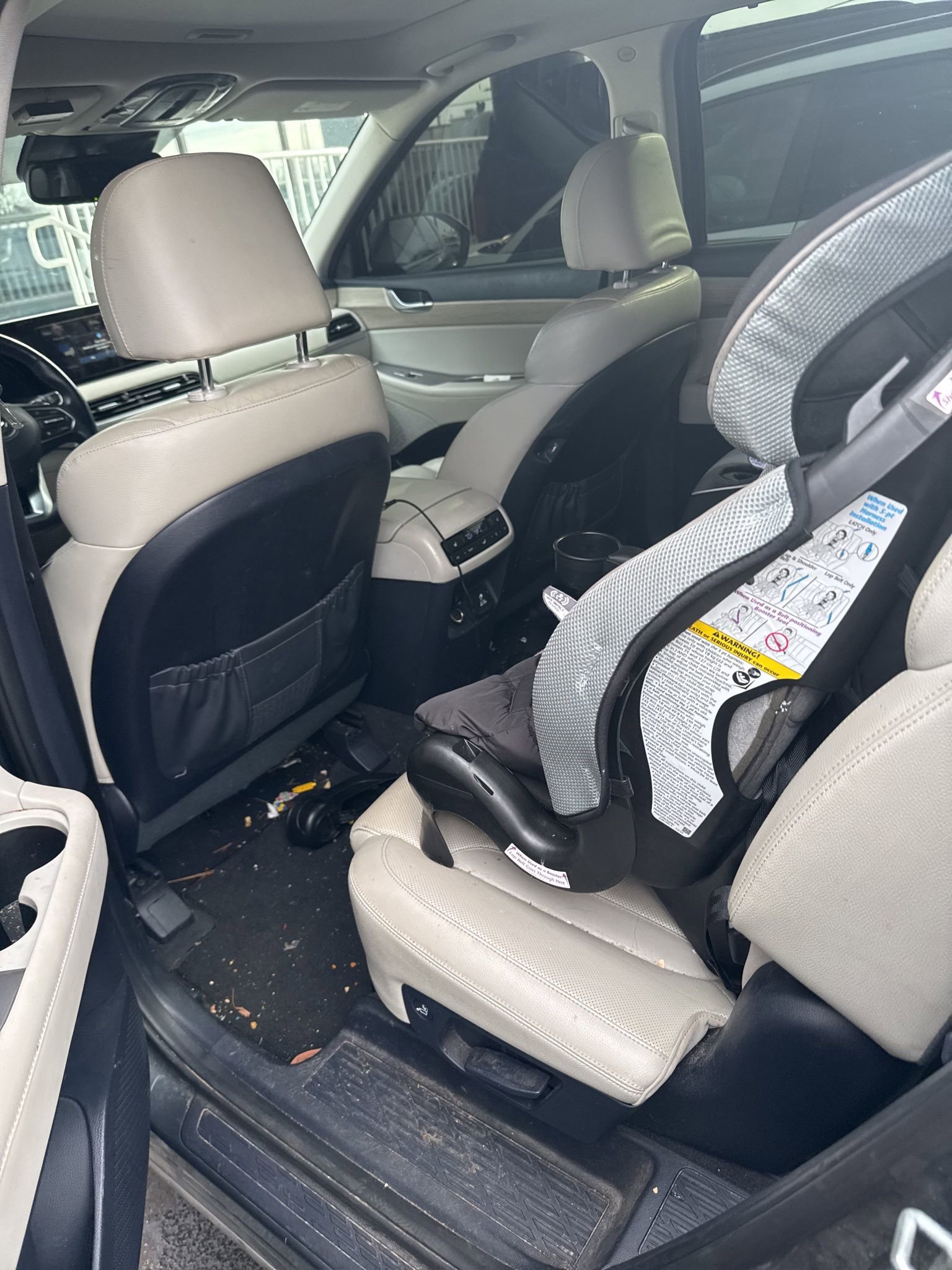 Used 2021 Hyundai Palisade SEL w/ Premium Package image 4