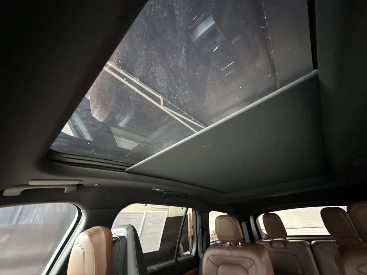 Used 2024 Lincoln Aviator Reserve w/ Equipment Group 201A RWD image 17