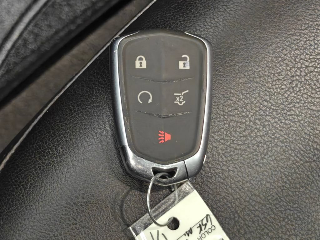 Used 2019 Cadillac XT4 Sport w/ Cold Weather Package FWD image 16