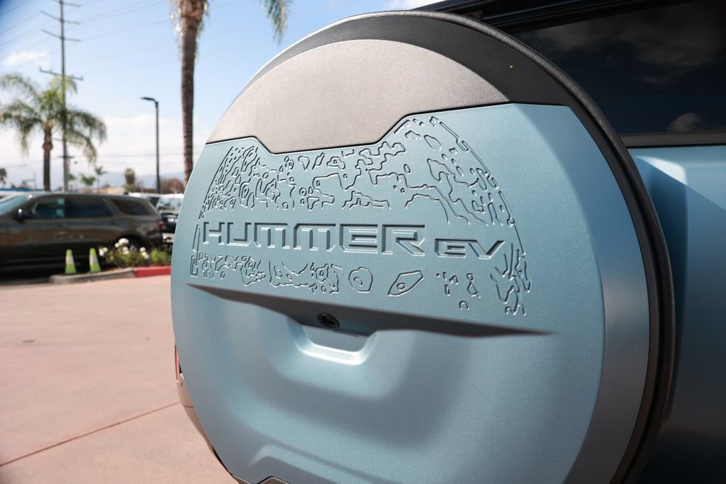 Used 2024 GMC Hummer EV 3X w/ Omega Edition image 13