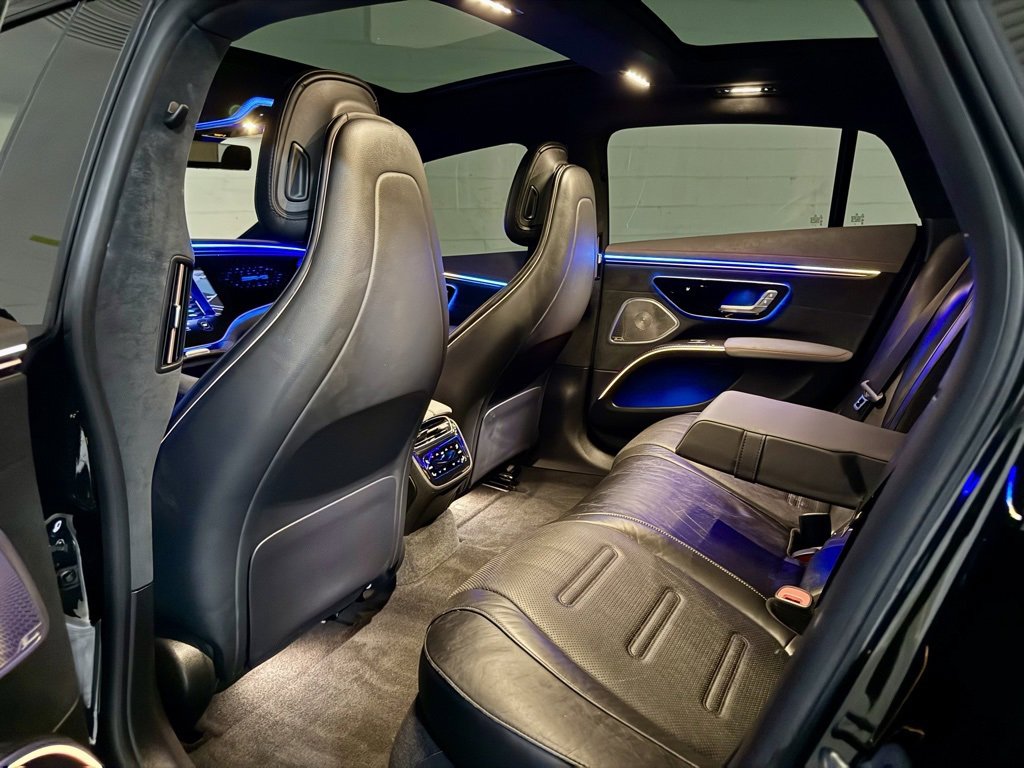 Used 2023 Mercedes-Benz EQS AMG 4MATIC w/ Trim Level Package image 28