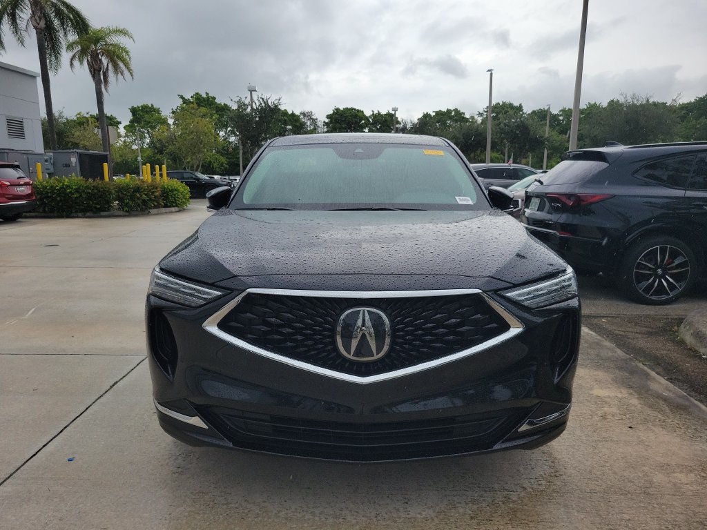 Used 2024 Acura MDX w/ Technology Package FWD image 2