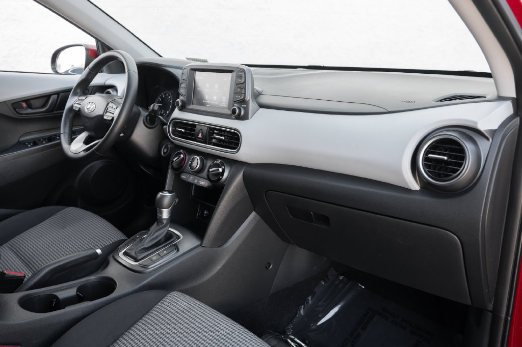 Used 2021 Hyundai Kona SEL Plus FWD image 43