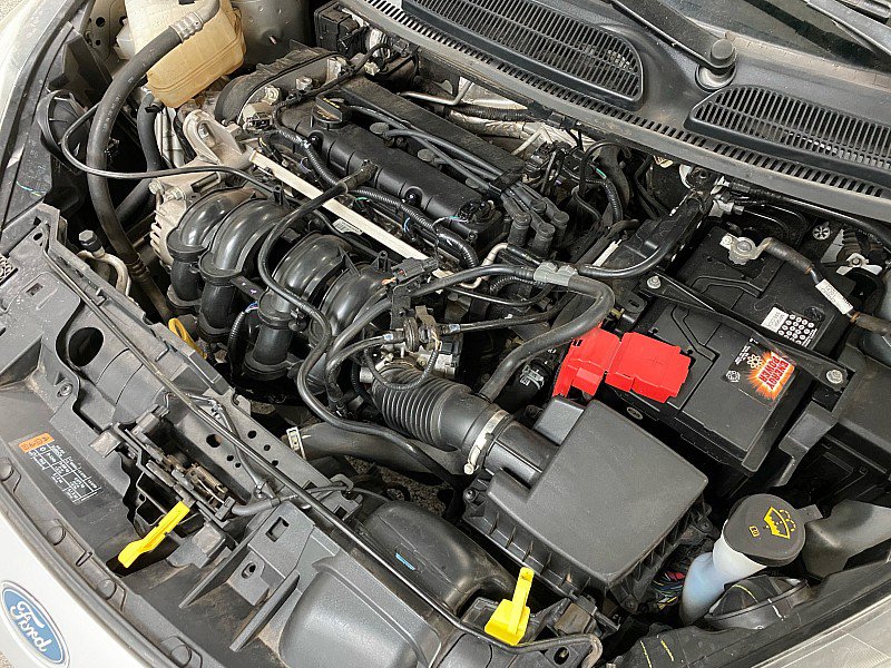 Used 2019 Ford Fiesta SE image 16