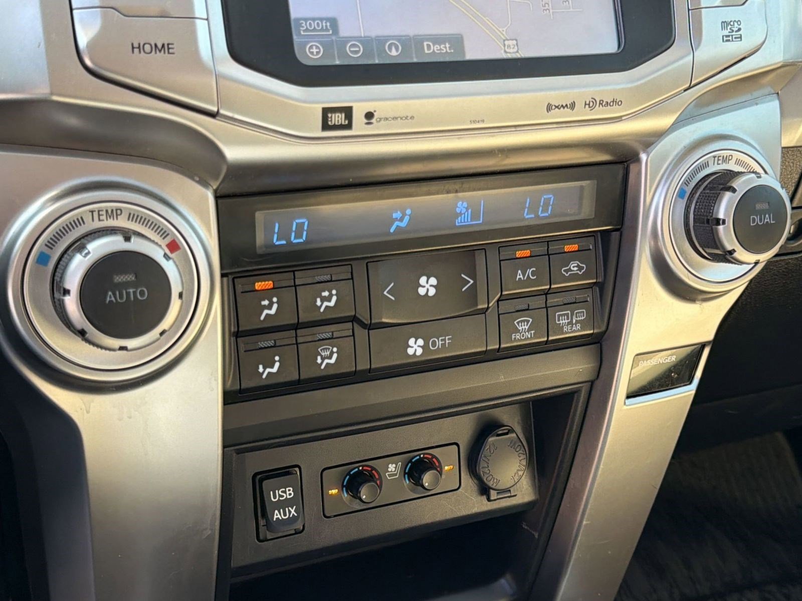 Used 2019 Toyota 4Runner Limited image 28