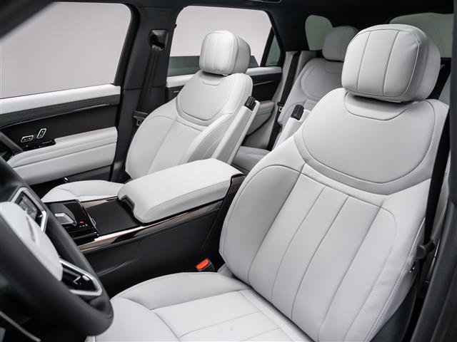 New 2027 Land Rover Range Rover Sport SE AWD/4WD image 14