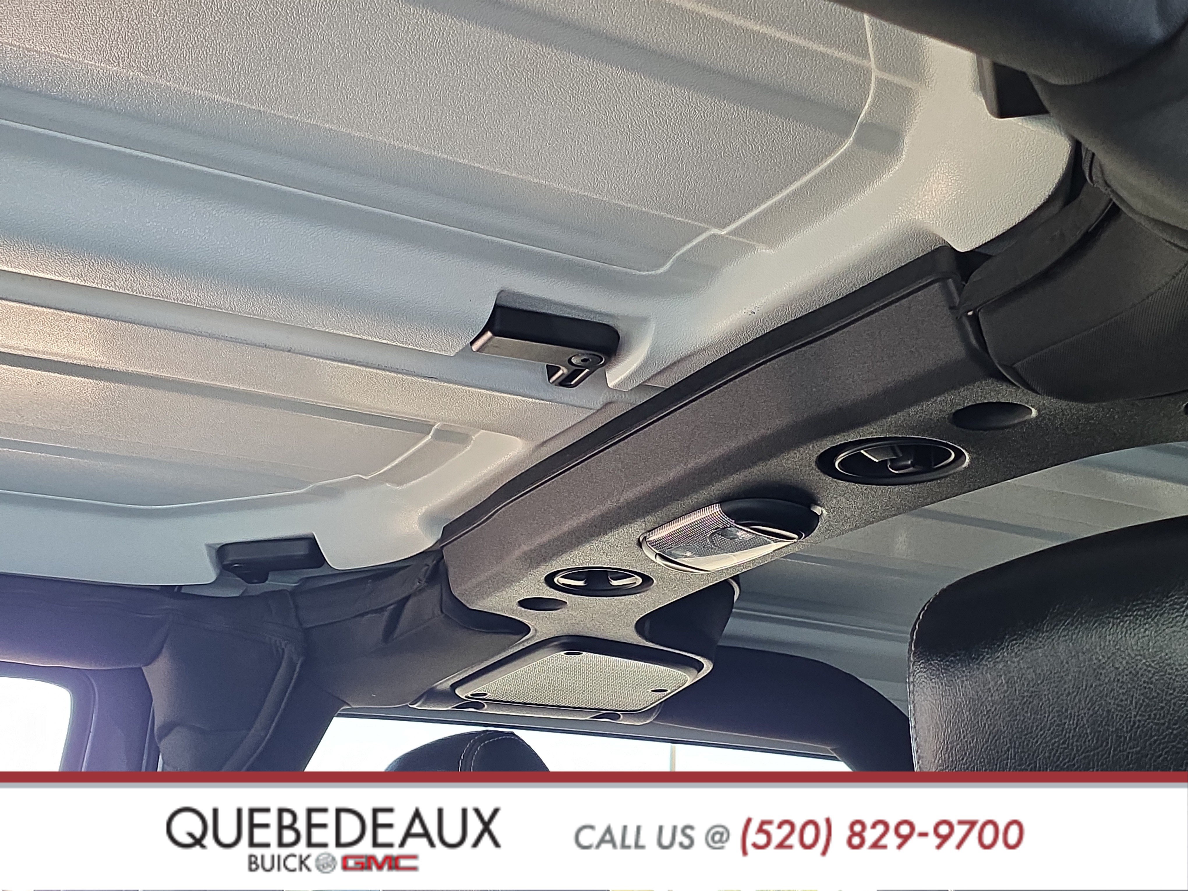 Used 2017 Jeep Wrangler Rubicon AWD/4WD image 12