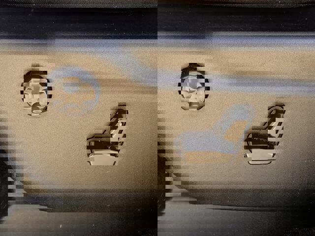 Used 2021 Jeep Grand Cherokee Limited image 24