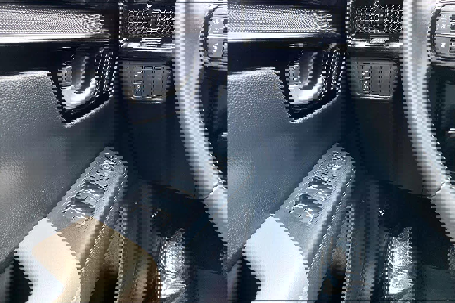 Used 2024 Honda CR-V EX-L image 33