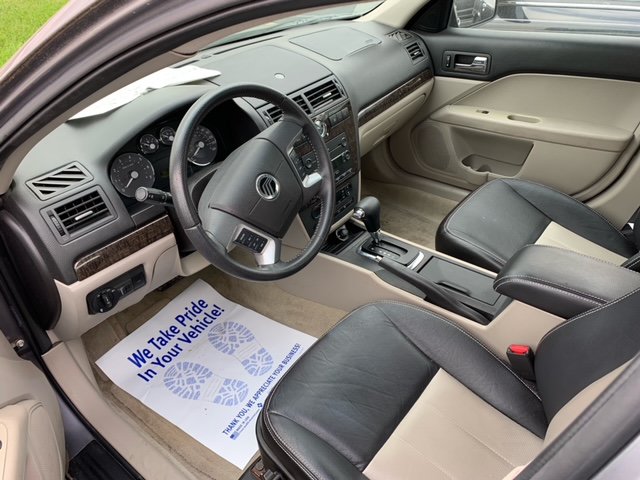 Used 2007 Mercury Milan Premier FWD image 4