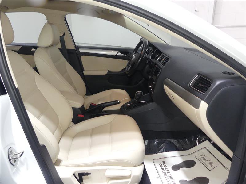 Used 2017 Volkswagen Jetta SE FWD image 22
