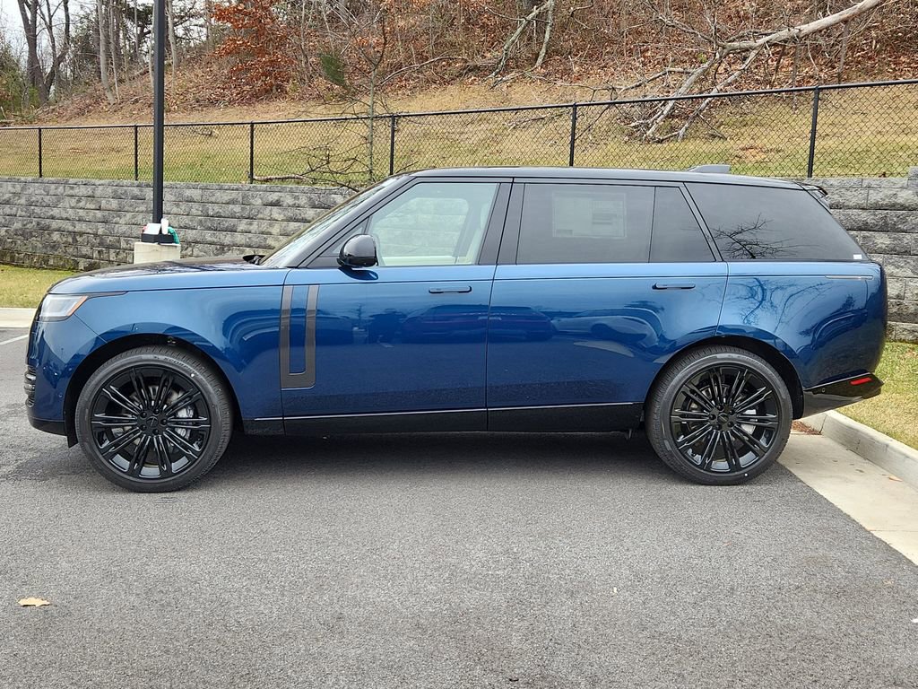 New 2026 Land Rover Range Rover Long Wheelbase SE image 6