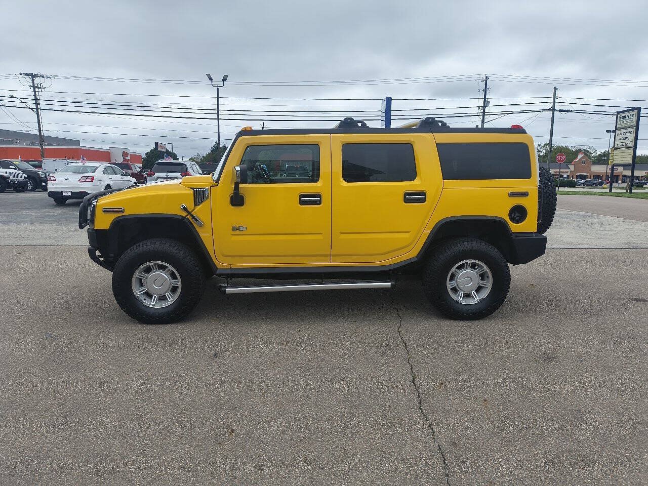 Used 2003 HUMMER H2 w/ Preferred Equipment Group AWD/4WD image 8