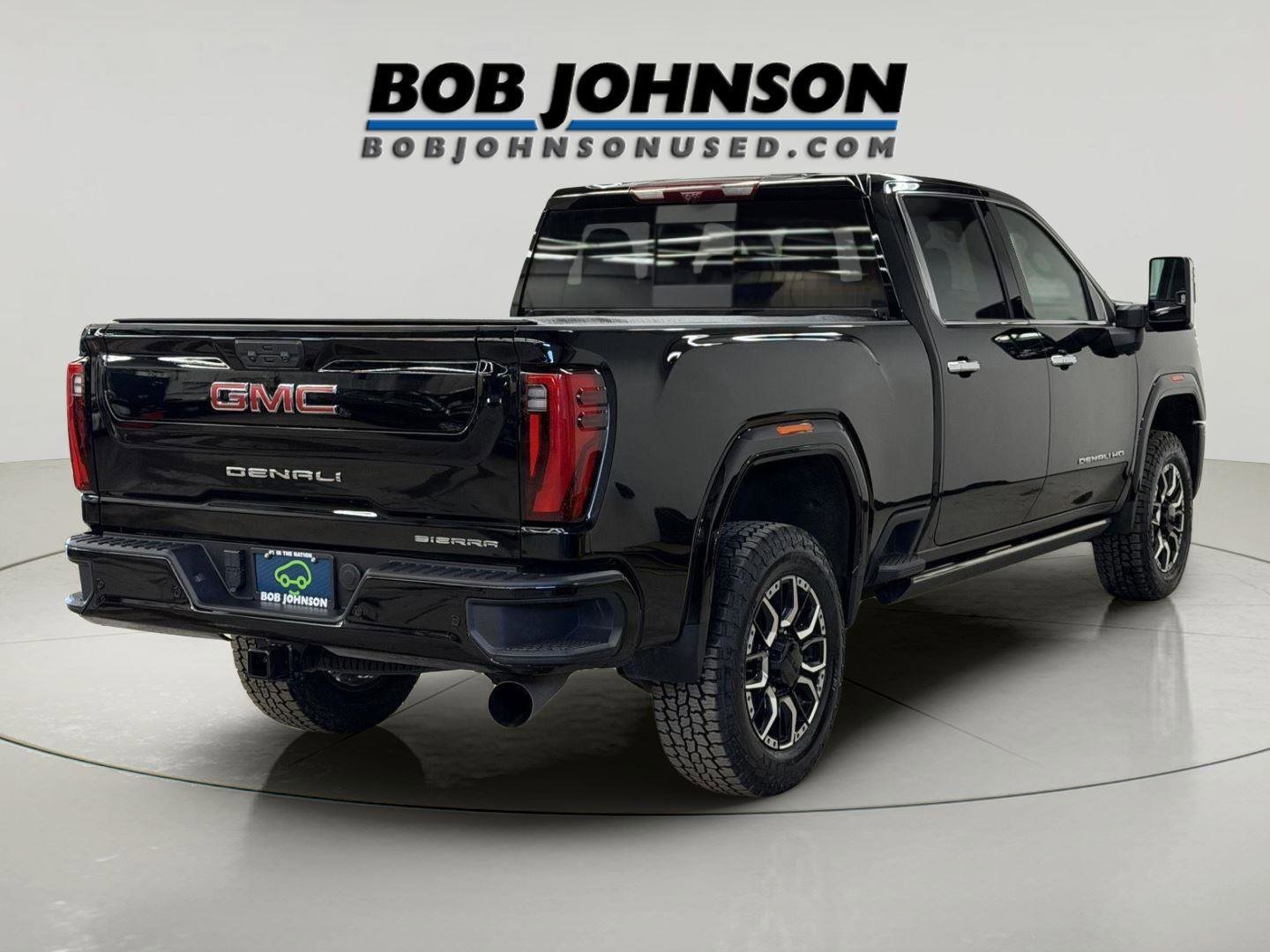 Certified 2025 GMC Sierra 3500 Denali w/ Denali Reserve Package image 4