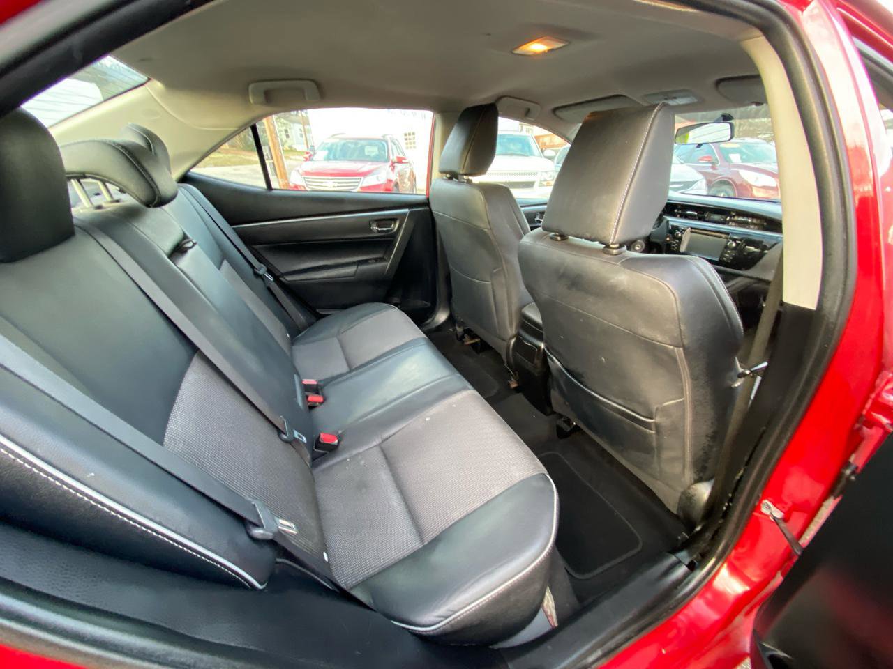 Used 2015 Toyota Corolla S image 9