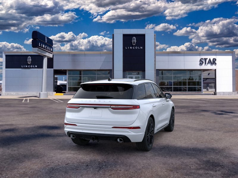 Used 2025 Lincoln Corsair Grand Touring w/ Equipment Group 302A AWD/4WD image 8