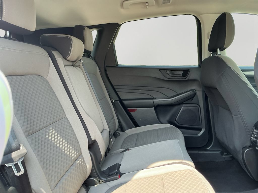Used 2022 Ford Escape SE w/ SE Sport Appearance Package AWD/4WD image 13