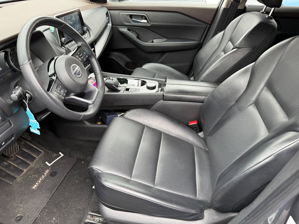 Used 2021 Nissan Rogue SV w/ Premium Package AWD/4WD image 7