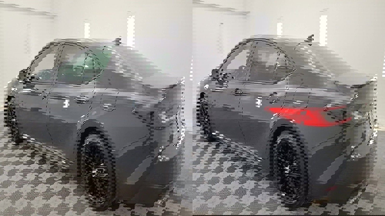 Certified 2025 Toyota Camry SE image 2