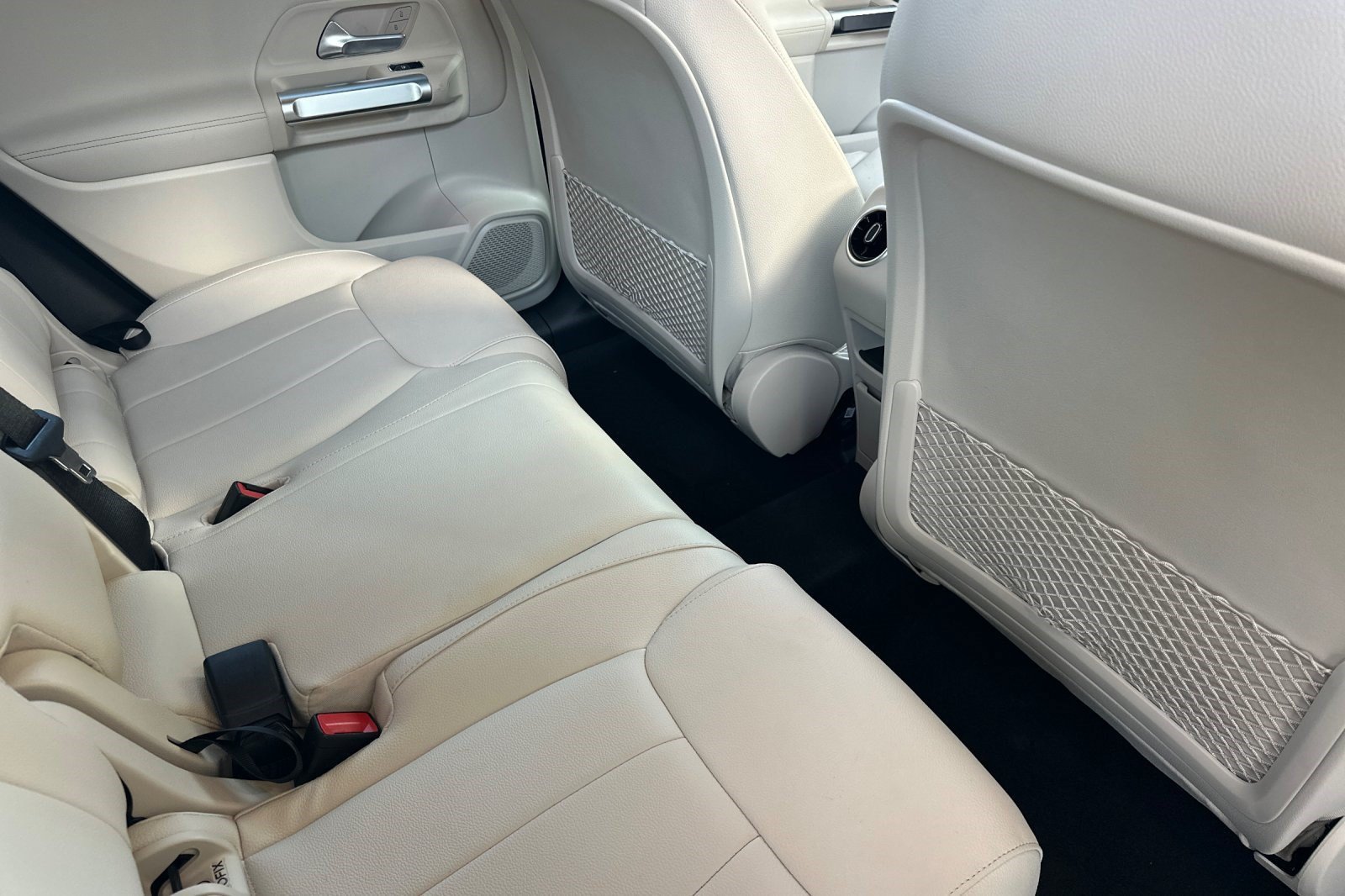 Certified 2024 Mercedes-Benz EQB 250+ image 34