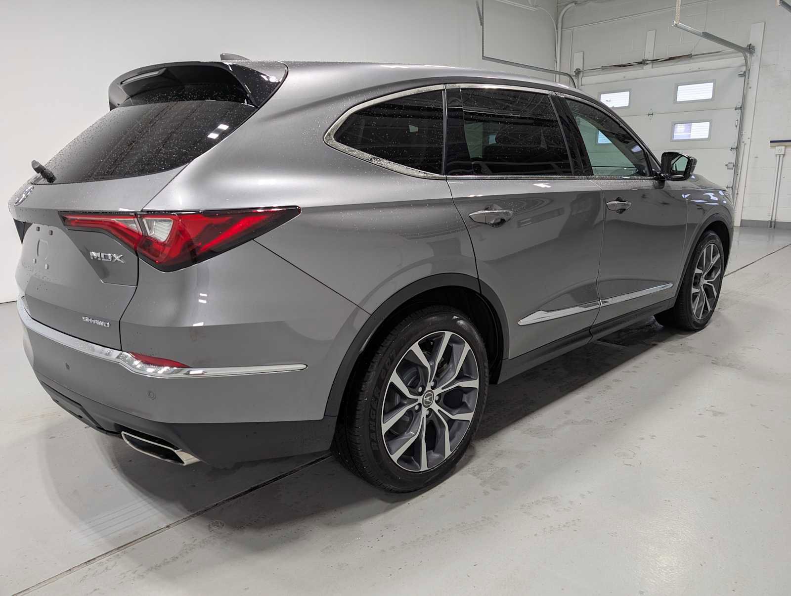 Certified 2023 Acura MDX w/Technology Package image 8