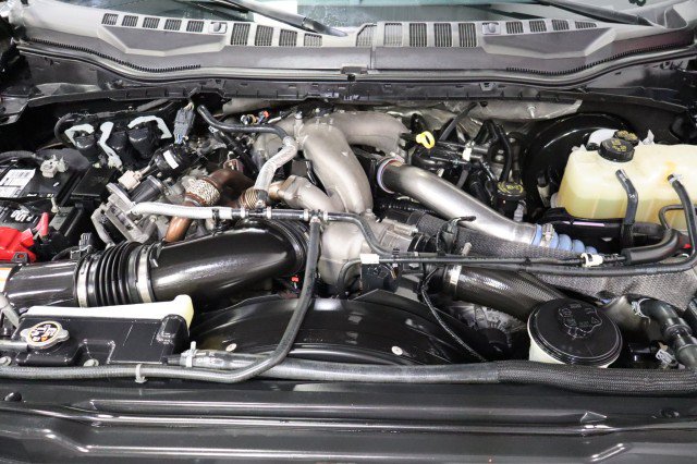 Used 2022 Ford F250 Platinum w/ FX4 Off-Road Package AWD/4WD image 80