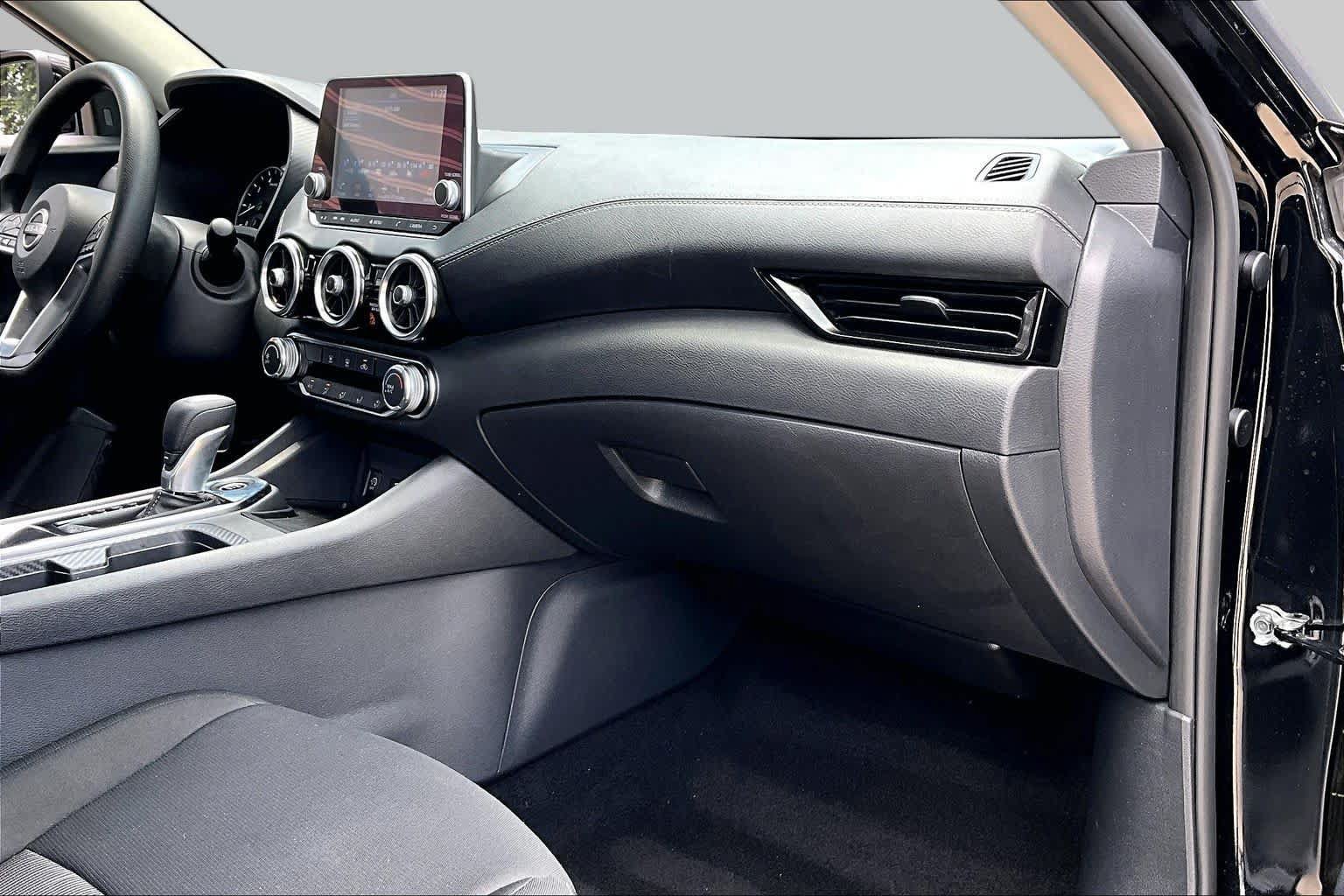 Certified 2025 Nissan Sentra SV w/ Trunk Package FWD image 18