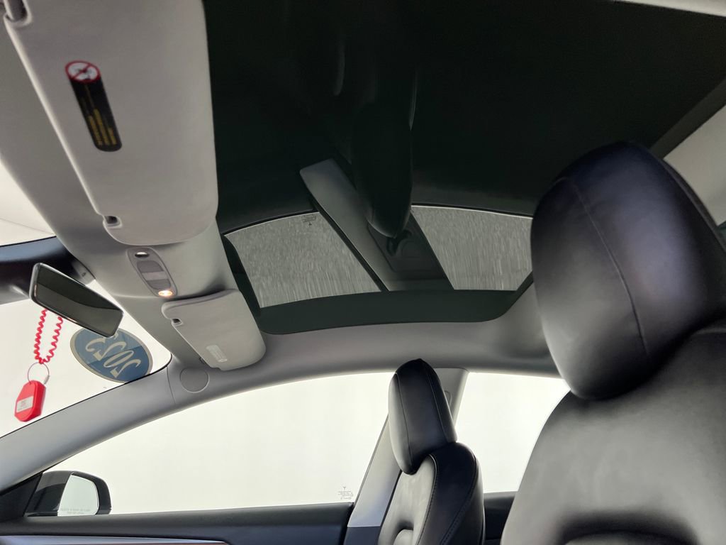 Used 2023 Tesla Model 3 Standard Range image 22