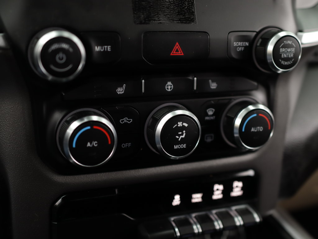Used 2019 RAM 1500 Big Horn AWD/4WD image 18