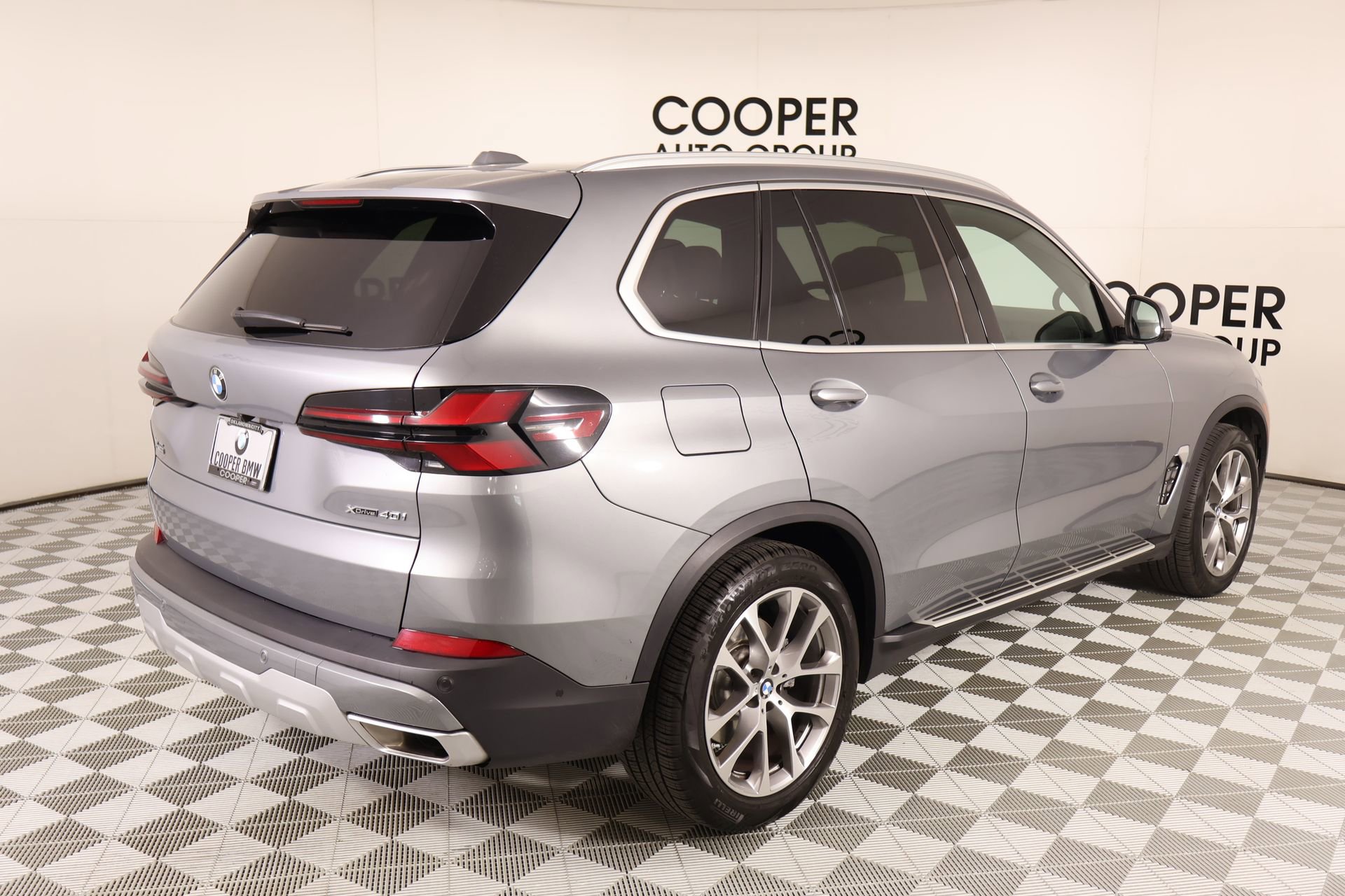 Used 2026 BMW X5 xDrive40i AWD/4WD image 22