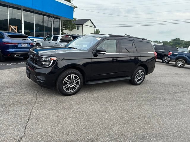 Used 2025 Ford Expedition Active AWD/4WD image 12