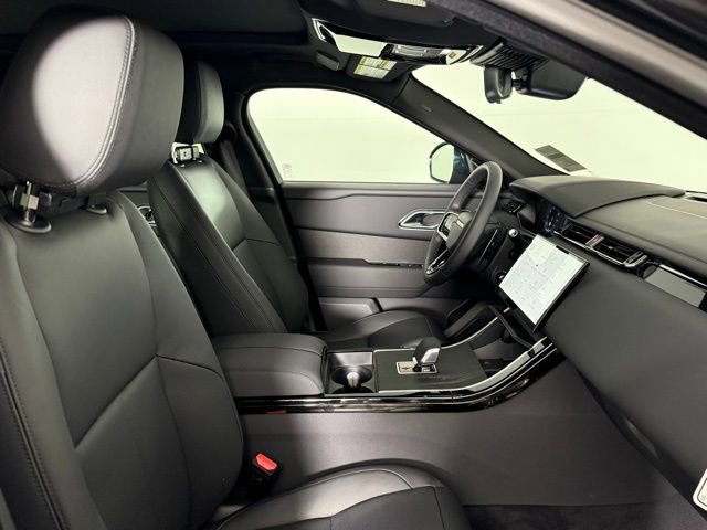 New 2026 Land Rover Range Rover Velar Dynamic SE image 34